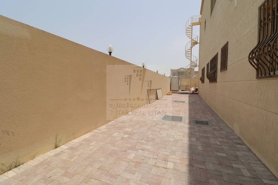25 WhatsApp Image 2025-06-10 at 12.13. 20 PM (2). jpeg