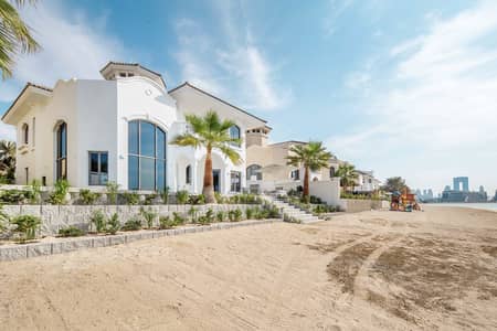 5 Bedroom Villa for Rent in Palm Jumeirah, Dubai - High number | Renovated | Bills Included
