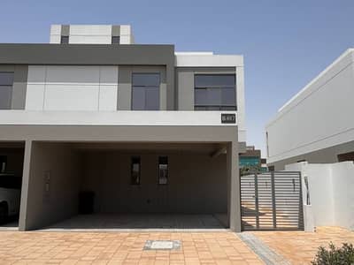 5 Bedroom Villa for Sale in Dubai South, Dubai - photo_2025-06-04_13-16-22. jpg