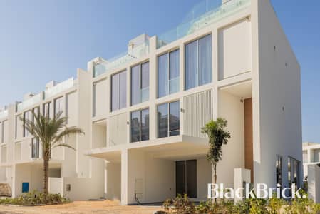 4 Bedroom Villa for Sale in Al Barari, Dubai - Resort Style Villa | Modern Family Home