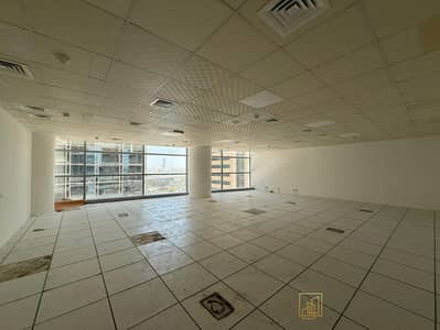 Office for Rent in Dubai Internet City, Dubai - DDA License | Stunning Views | Prime Location