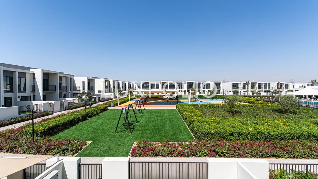 Pool And Park | VOT | Exclusive Pool And Park | VOT | Exclusive
