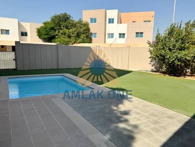 Corner | Spacious | Private Pool | Great Community