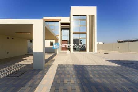 Single Row | Sea View | High End 4BR+Maids Room