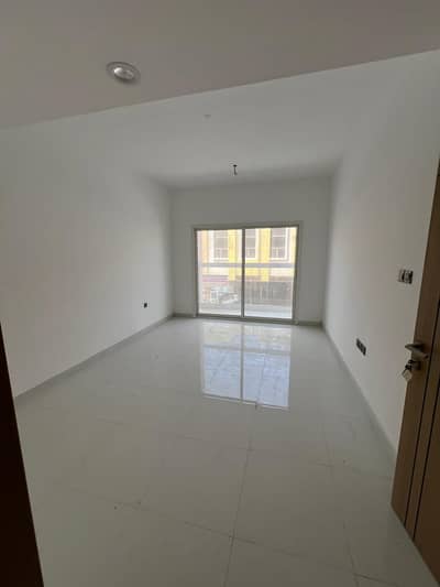 2 Bedroom Flat for Rent in Al Jurf, Ajman - 02c1478a-4d10-47b7-b3fa-e1f6d7e777b3. jpg
