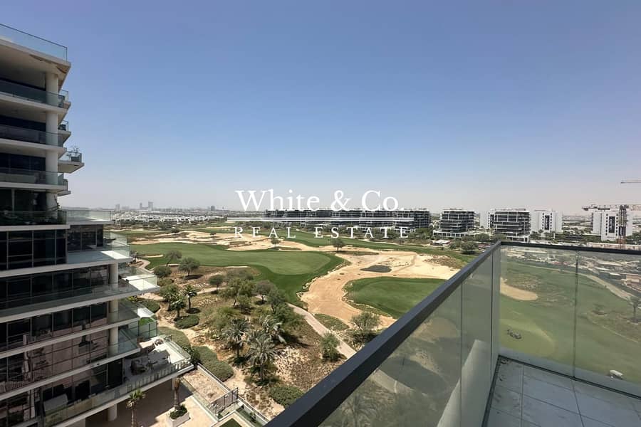 Golf Course Views|Terrace|Chiller Free Golf Course Views|Terrace|Chiller Free
