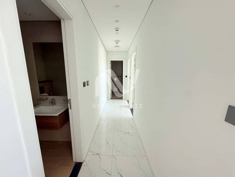 4 The Gate Masdar City 2BR_0014_expand 15. jpg