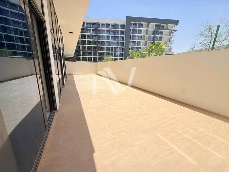 8 The Gate Masdar City 2BR_0009_expand 6. jpg