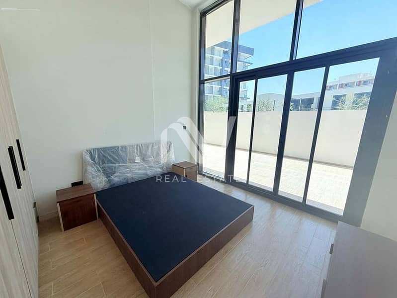 12 The Gate Masdar City 2BR_0004_expand 11. jpg