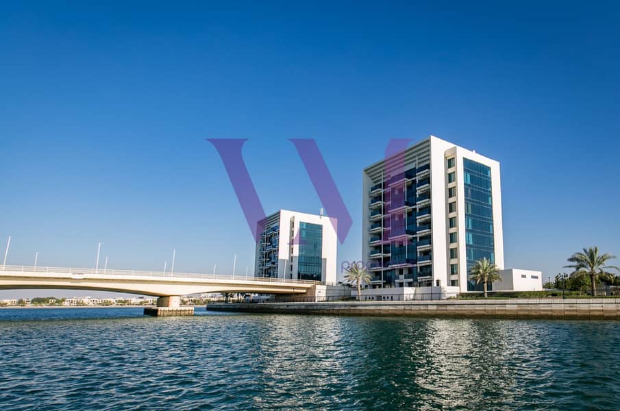 10 LAGOON-WALK_IMG2. jpg