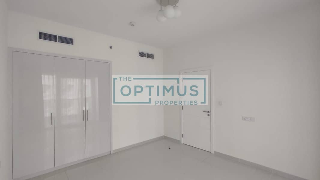 2 Unit vacant tenant left curtains,microwave & dishwasher (22). jpeg