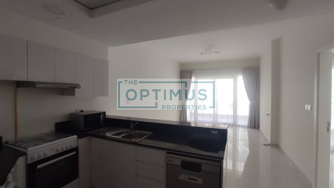 5 Unit vacant tenant left curtains,microwave & dishwasher (12). jpeg