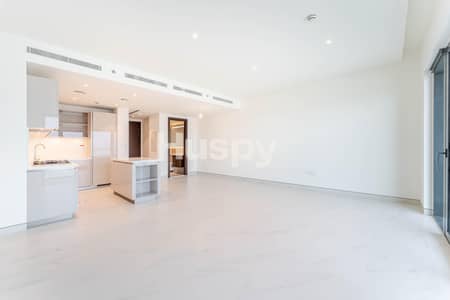 2 Bedroom Flat for Sale in Sobha Hartland, Dubai - Vacant | Corner Unit | Skyline Views