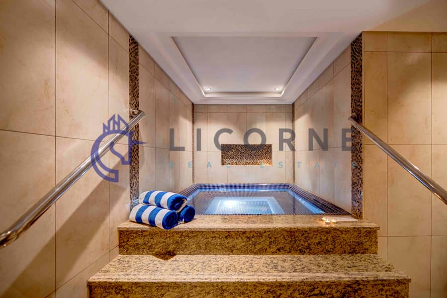 16 RCS+Jacuzzi. jpg