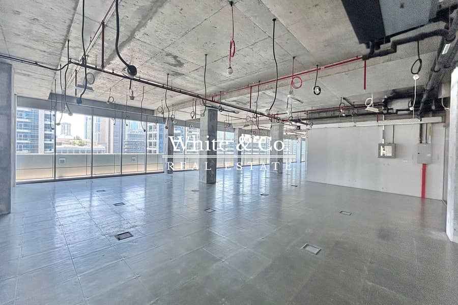 VACANT  |  GRADE A TOWER  |  MARINA VIEW