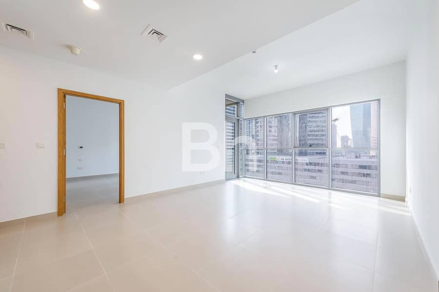 Higher Floor | Large Layout | Contemporary Higher Floor | Large Layout | Contemporary