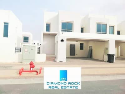 Island Type Kitchen | Must View | Special 4BR Island Type Kitchen | Must View | Special 4BR