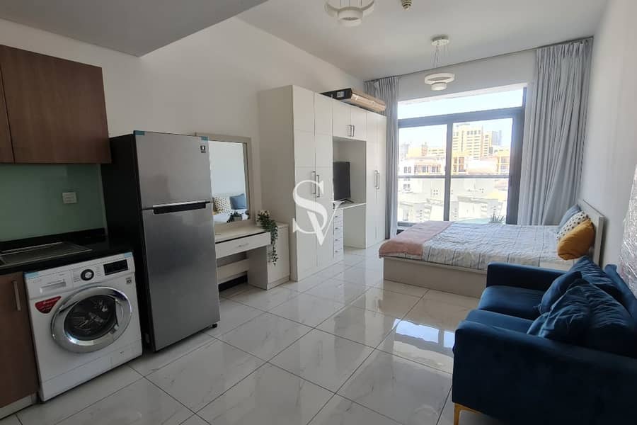 Furnished | Pool View |Near Mall | Chiller Free Furnished | Pool View |Near Mall | Chiller Free