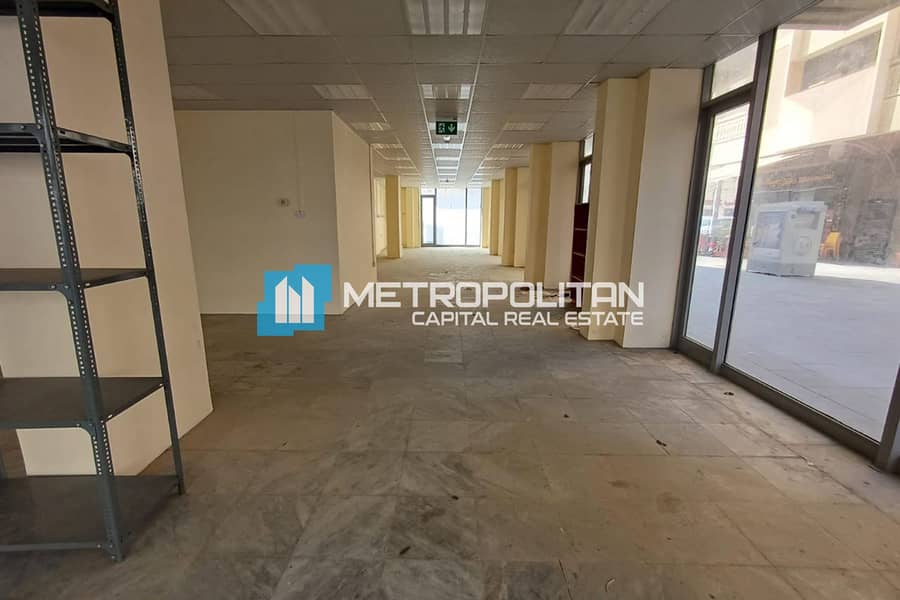 Выставочный зал в улица Аль Салам,Корнич Плаза Билдинг, 1100000 AED - 11881955 Выставочный зал в улица Аль Салам,Корнич Плаза Билдинг, 1100000 AED - 11881955