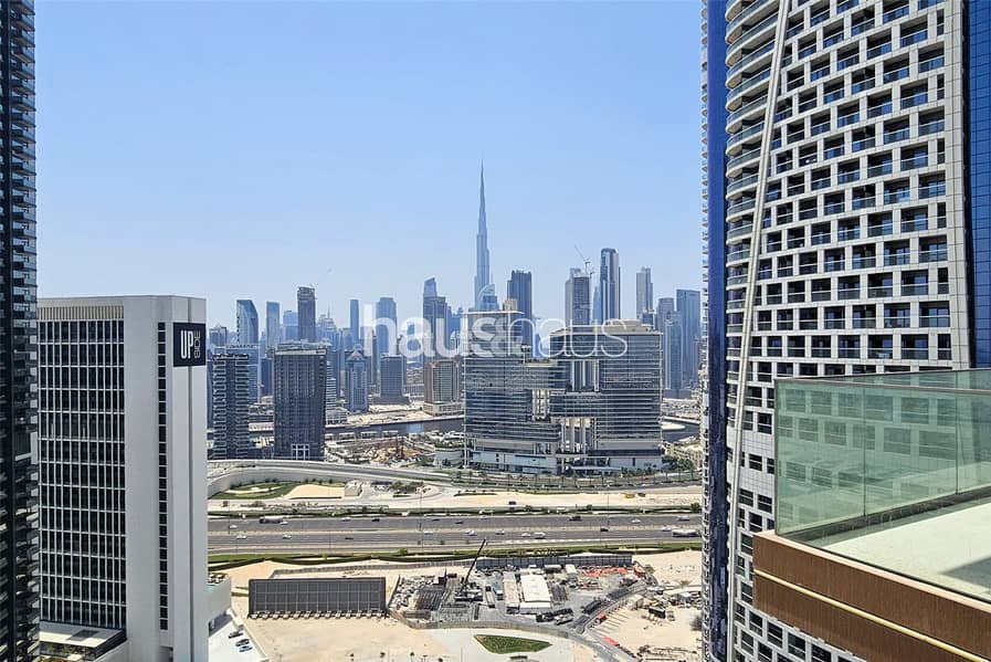 Burj Facing | Vacant | Furnished Burj Facing | Vacant | Furnished