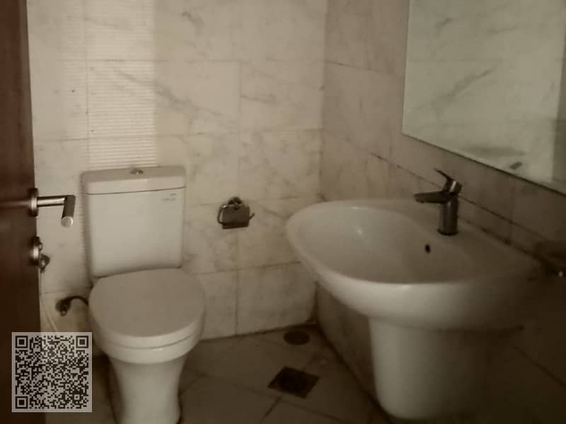 10 WhatsApp Image 2025-06-09 at 16.54. 38_6d5f0d49. jpg