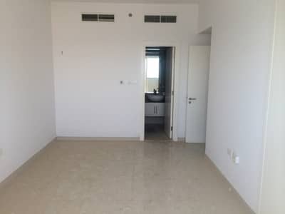 Desirable , Stylish Apt W/ Balcony Desirable , Stylish Apt W/ Balcony