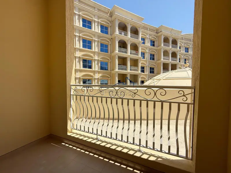 Spacious Studio / Great Deal / View Now