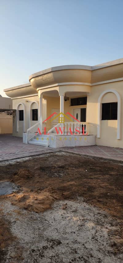 3 Bedroom Villa for Rent in Al Falaj, Sharjah - 6ae0ce6e-264d-4078-9224-0d34fd57d9fb. jpg