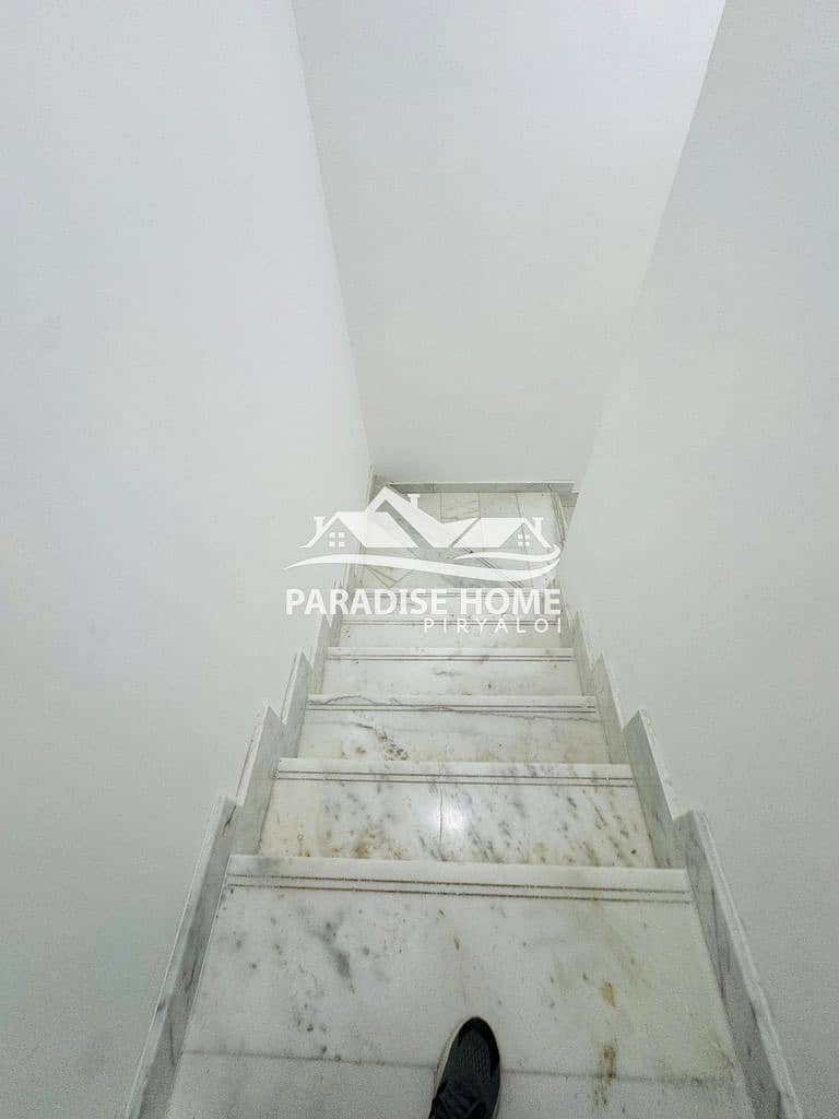 8 2BE4498F-076B-4139-842C-F6B186B6127A_1_105_c. jpeg