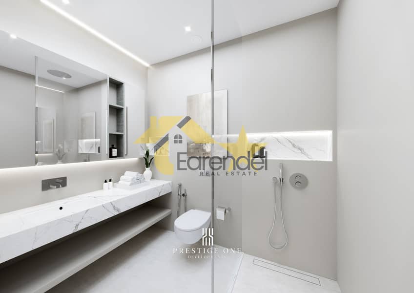 15 Bathroom. jpg