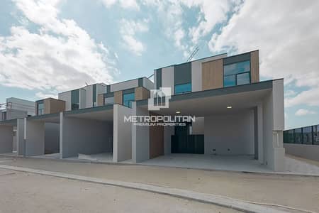 3 Bedroom Townhouse for Sale in Mudon, Dubai - Cash Buyer | Genuine Resale | Maids | Backing Road