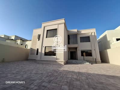 4 Bedroom Villa for Rent in Madinat Al Riyadh, Abu Dhabi - 1. jpg