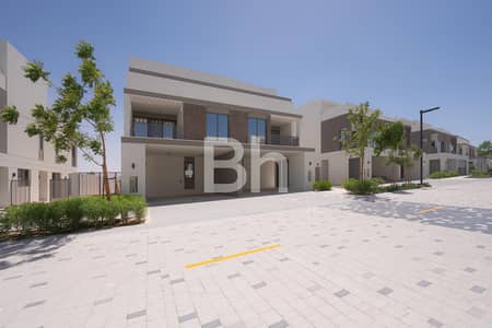 5 Bedroom Villa for Sale in Tilal Al Ghaf, Dubai - Single Row | Close to Lagoon | Sky Suite |