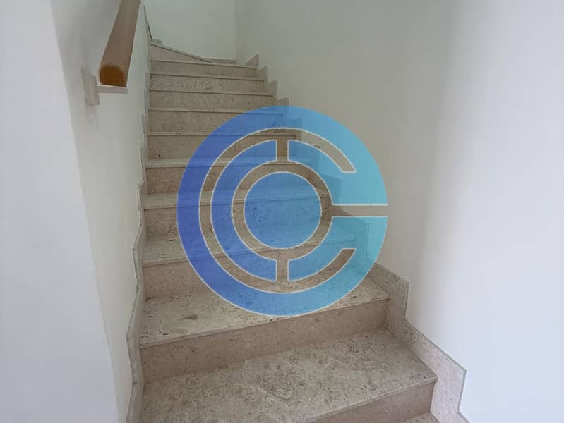 13 Изображение WhatsApp 2025-06-09 в 18.23. 36_8cc78f27. jpg