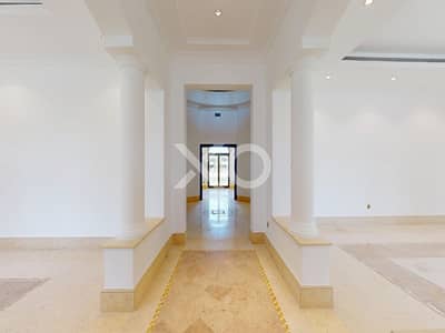 5 Bedroom Villa for Rent in Palm Jumeirah, Dubai - Unfurnished | Move now | Well maintained