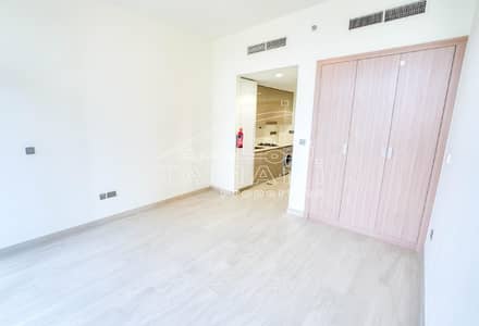 Studio for Rent in Meydan City, Dubai - spacious studio | balcony | chiller free | kitchen appliances