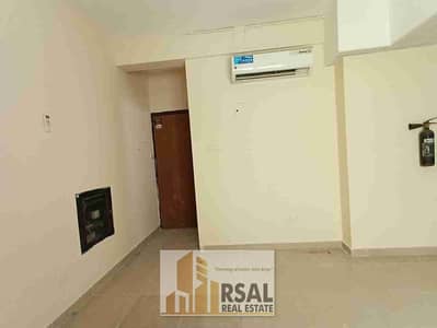 استوديو  للايجار في تجارية مويلح، الشارقة - 1000203309. jpg