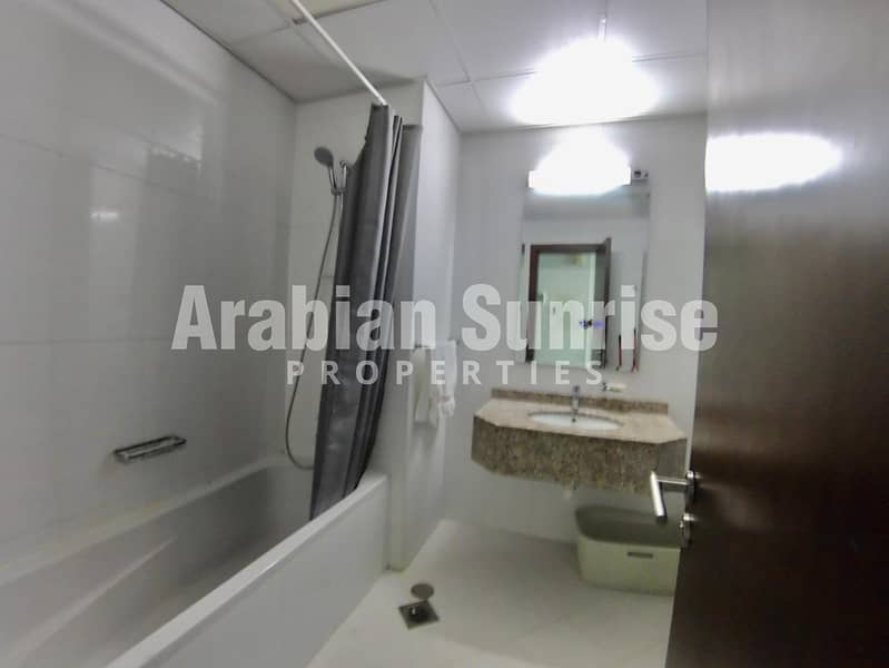 6 Hydra Avenue Tower Studio C6-909, Bathroom. jpg