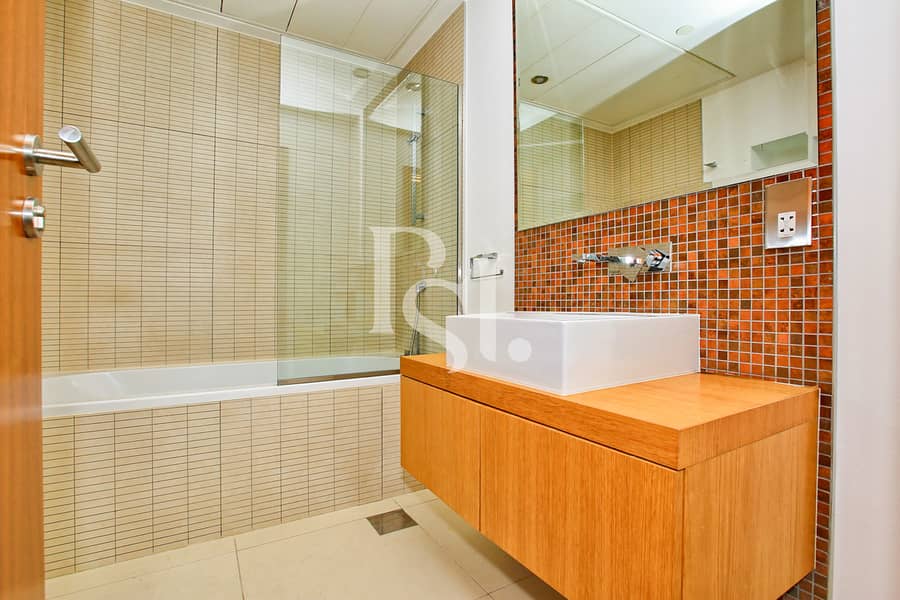 9 2BRM-Unit-001-Apartment-Al-Naseem-A-Al-Raha-Beach-Abu-Dhabi-UAE (12). jpg