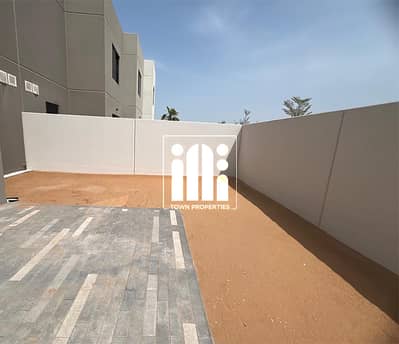 2 Bedroom Townhouse for Sale in Yas Island, Abu Dhabi - 05. jpg