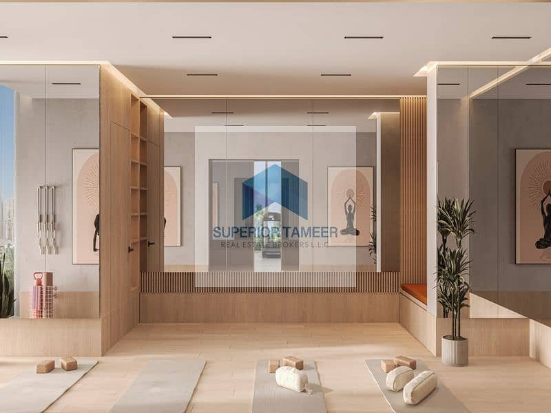 14 Beverly Grande yoga zone. jpg