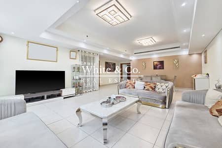2 Bedroom Flat for Sale in Jumeirah Lake Towers (JLT), Dubai - Mid Floor | Well Kept |Vacant on Transfer
