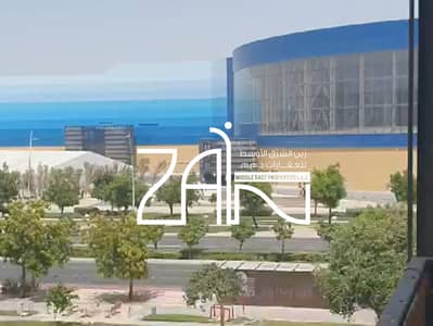 1 Bedroom Flat for Rent in Yas Island, Abu Dhabi - Vacant Furnished 1BR SeaWorld + Partial Canal View