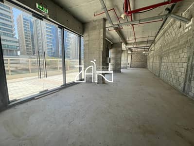 Shop for Rent in Al Raha Beach, Abu Dhabi - Vacant Shell and Core Retail Shop with Canal Views