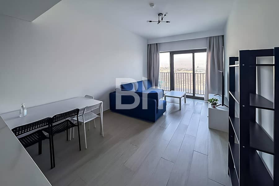 Modern 3BR  I Vacant I Brand New | Spacious