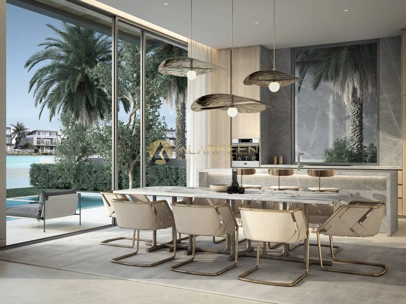 6 The Lakeshore - dining area. jpg