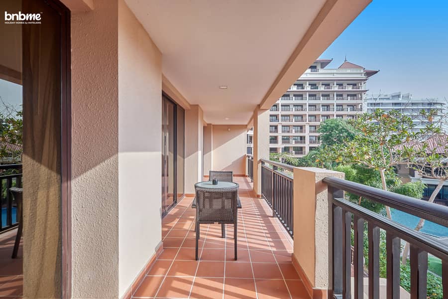 10 Balcony-(2). jpg