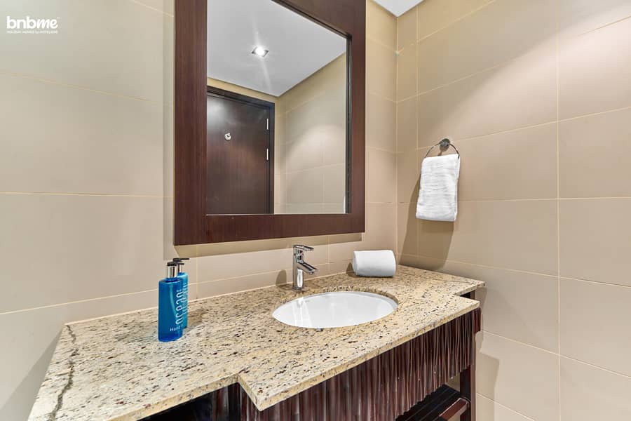 35 Powder Room (1). jpg