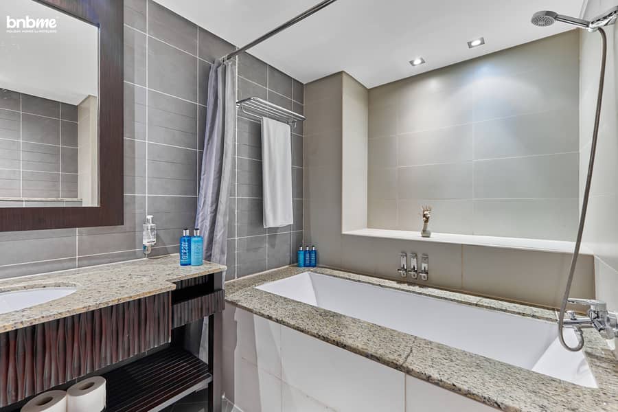 42 Washroom B (4). jpg