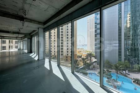 Office for Rent in Jumeirah Beach Residence (JBR), Dubai - Premium Location | DED License | Near to Tram
